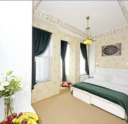 Ottoman Tulip 4*