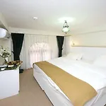 Ottoman Tulip 4*