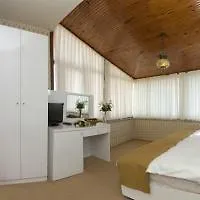 Ottoman Tulip מלון 5*